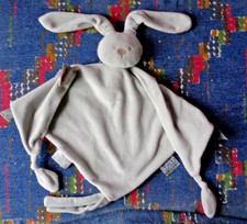 5PA/  GRAND DOUDOU PLAT LAPIN LAPIDOU GRIS TRIANGLE NATTOU KOM 9