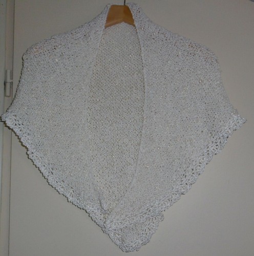 Tres beau chale blanc - ,