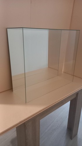 Vitrine cloche protection - cloche, de