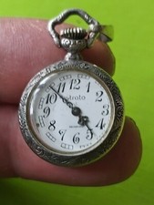 MINUSCULE MONTRE GOUSSET MECANIQUE DE MARQUE STRATO/ FONCTIONNE