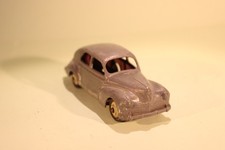 dinky toys Peugeot 203 ref 24R