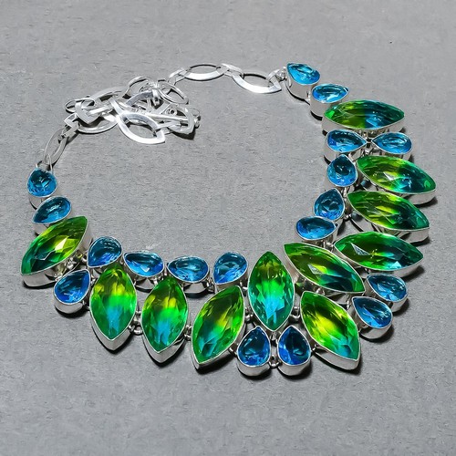 Collier mode bijoux pierres