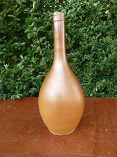 Ancienne bouteille en grès