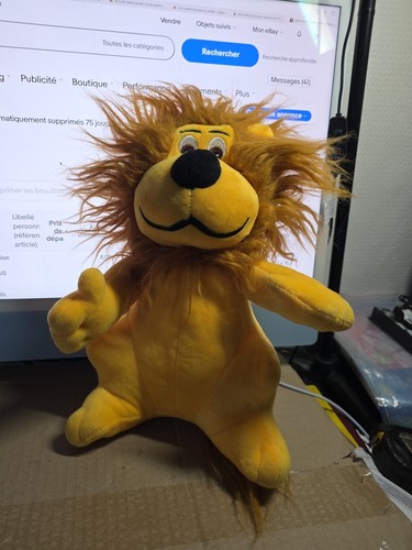 Peluche lion credit - peluche,