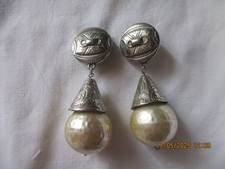 Grandes BOUCLES D'OREILLES CLIPS   Couture VINTAGE dlg JACKY DE G  -TBE