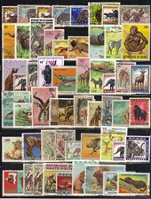 Pays d'Afrique 100 timbres différents faune africaine (AL120)