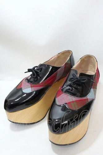 Vivienne westwood rocking - vivienne,