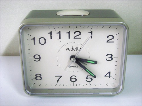 Réveil vintage gris - ,