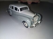 Dinky toys 551 Rolls Royce Silver Wraith d'origine Made in France Meccano