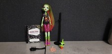 poupée monster high venus mc flytrap basic