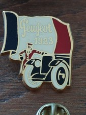 Pin's. PEUGEOT  1923.  signe