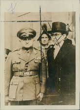 Ministre de Guerre au Brézil Maj, Eurico Gaspar Dutra en visite au Pape au Vatic