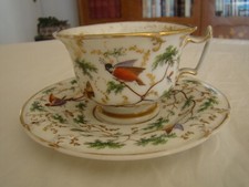 Vieux Paris, magnifique tasse à décor d'oiseaux et de papillons     #1214#