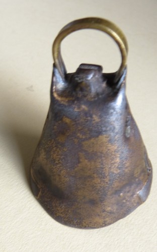 Ancienne cloche fabrication - ancienne,
