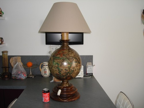 Grande lampe poser - à,