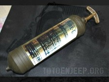 EXTINCTEUR FIRE GUN pour  . jeep willys  us ww2