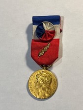 Médaille Du travail Industrie