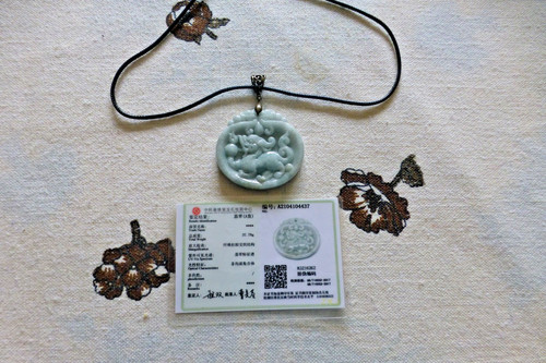 Superbe pendentif jade - pendentif,