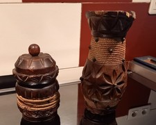 Pichet et Pot bois sculpté