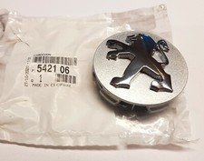 Enjoliveur Central Petit Pour