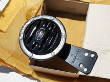 Avertisseur Klaxon de Jeep en 6 volts NEUF dans son emballage ouvert SANOR J8 14