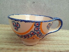 Tasse en porcelaine Henriot Quimper, tbe, art déco , collection.