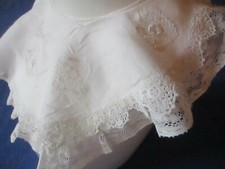 Bavoir ancien de bébé - de,
