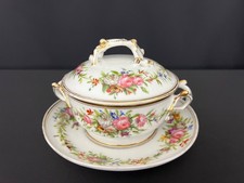 Saucière ancienne couverte