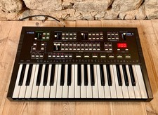 ELKA OMB5 italo disco arranger +/ 12 bit drum machine + FM synth + string synth