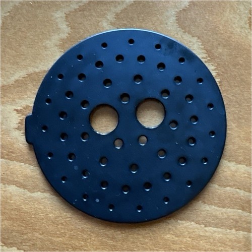 Disque rond perforé noir