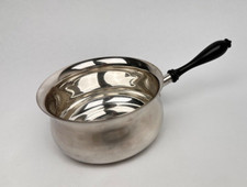 Casserole à sauce métal