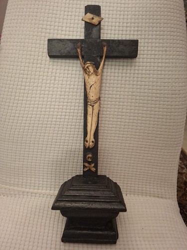 5cm tres ancien crucifix - h.,