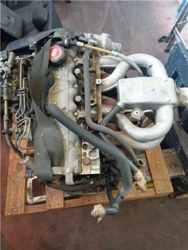 J8s758 moteur complet - moteur,