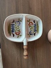 Plat apéritif Decor Chaumiere Faience De Desvres  dim 24 x 26 cm