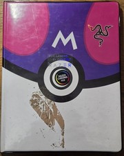 Classeur Pokémon rempli de cartes – Générations variées, excellent état !