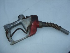 Ancien pistolet a Essence