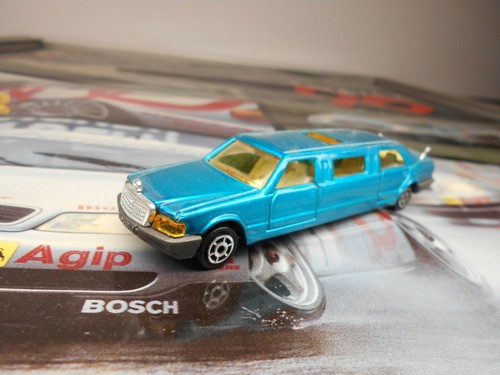Majorette mercedes benz - majorette,