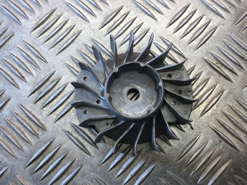 Volant moteur taille haie - de,
