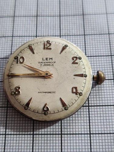 Ancienne montre mécanique - , lem
