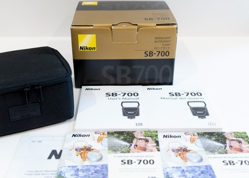 Nikon 700 box - nikon, w