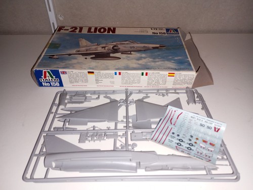 Maquette avion italeri - maquette,