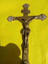 Christ sur sa croix en bronze