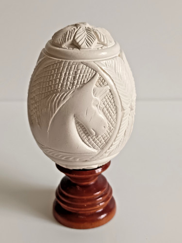 Oeuf sculpté écume - oeuf, de