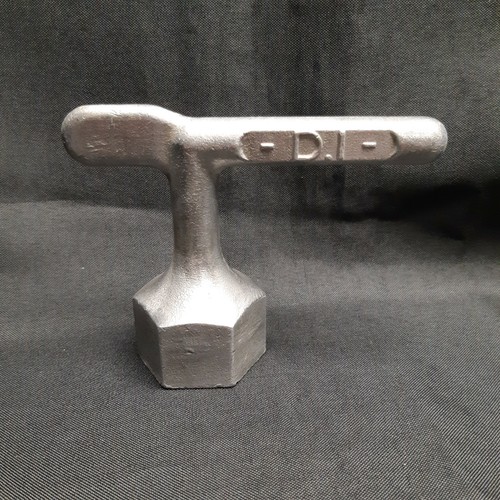 Ancienne grosse clé - pans, di