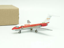 Lintoy Métal Avion Airlines 1/400 - Fokker 100 Garuda
