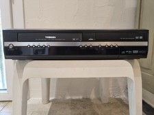 Lecteur Enregistreur DVD/VHS Toshiba D-VR51 ( S'allume Et S'éteint)