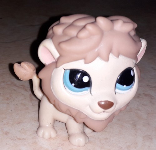Petshop lion 1112
