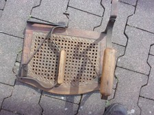 ANCIEN SIEGE PLIABLE ENFANT POUR ACCROCHER A UN FAUTEUIL COIFFEUR1910