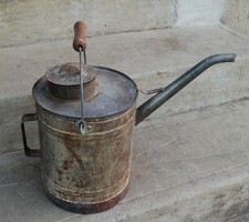 AR2 - ancien arrosoir à huile déco garage ferme tôle 27cm