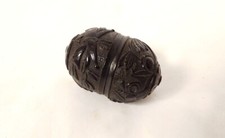 Petit oeuf étui à chapelet